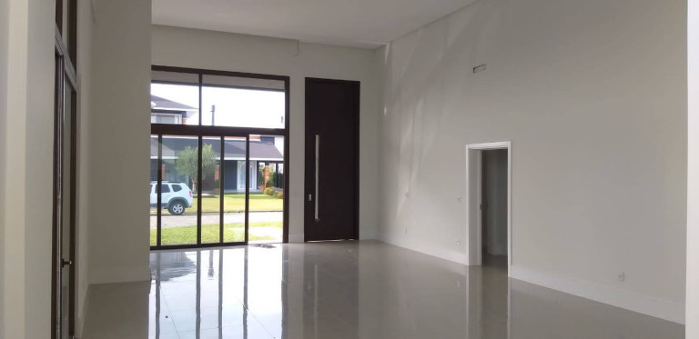 Imagem Casa com 4 Quartos à Venda, 600 m² em Atlântida Sul - Osório Imagem Casa com 4 Quartos à Venda, 600 m² em Atlântida Sul - Osório