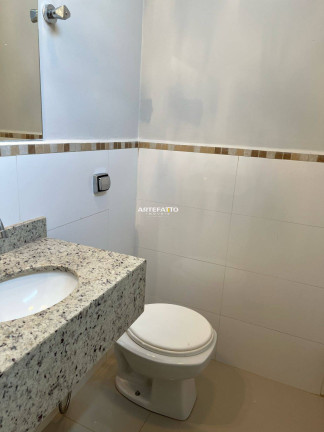 Imagem Casa com 3 Quartos à Venda, 308 m²