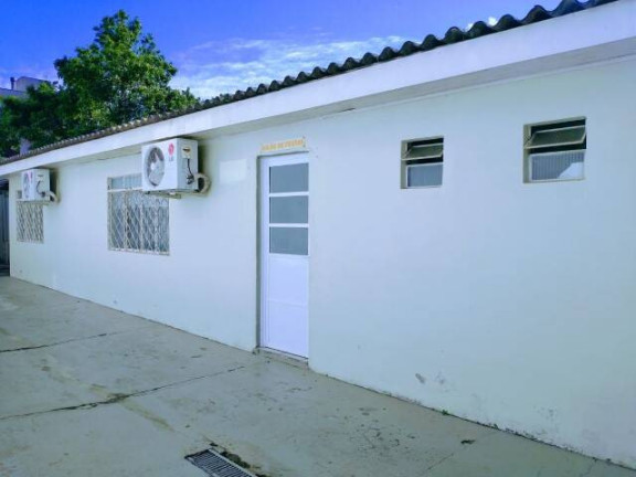 Imagem Apartamento com 2 Quartos à Venda,  em Vila Ipiranga - Porto Alegre