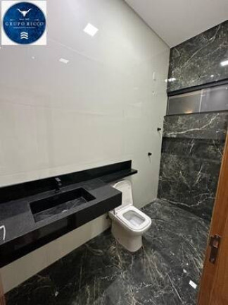 Imagem Casa à Venda, 270 m² em Setor Três Marias - Goiânia Imagem Casa à Venda, 270 m² em Setor Três Marias - Goiânia