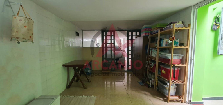 Imagem Casa com 4 Quartos à Venda, 300 m² em Vila Albertina - São Paulo