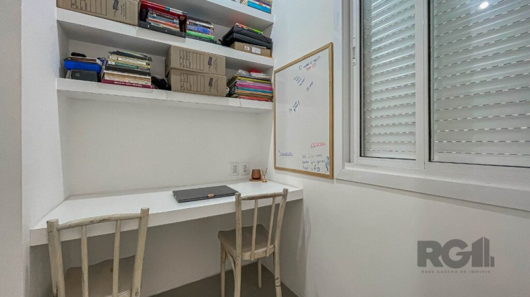 Imagem Apartamento com 3 Quartos à Venda, 82 m² em Menino Deus - Porto Alegre Imagem Apartamento com 3 Quartos à Venda, 82 m² em Menino Deus - Porto Alegre