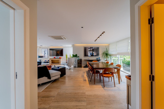 Imagem Casa com 3 Quartos à Venda, 380 m² em Jardim Cordeiro - São Paulo