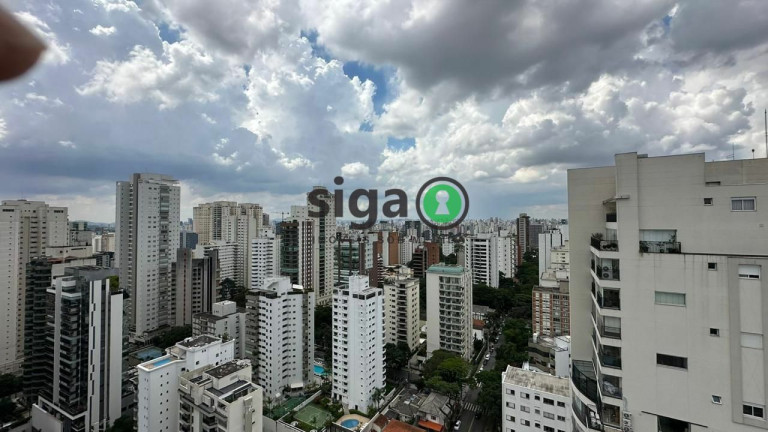 Imagem Apartamento com 3 Quartos à Venda, 370 m² em Campo Belo - São Paulo