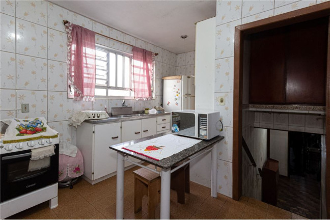 Imagem Casa com 3 Quartos à Venda, em Jardim Itu - Porto Alegre Imagem Casa com 3 Quartos à Venda, em Jardim Itu - Porto Alegre