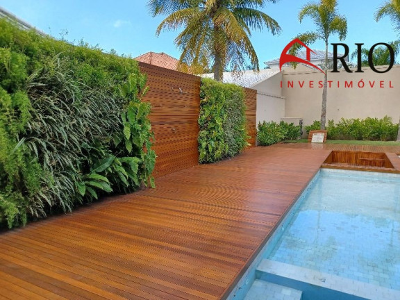 Imagem Casa com 5 Quartos à Venda, 1.520 m² em Barra Da Tijuca - Rio De Janeiro Imagem Casa com 5 Quartos à Venda, 1.520 m² em Barra Da Tijuca - Rio De Janeiro