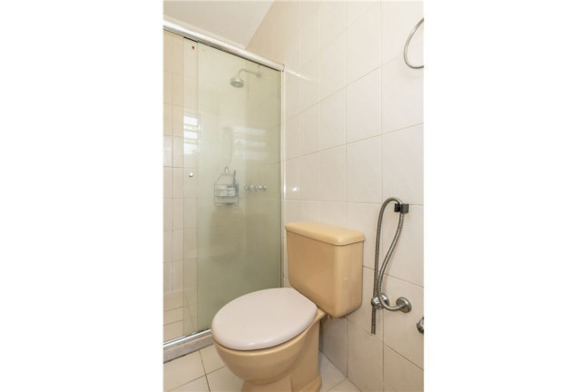 Imagem Casa com 4 Quartos à Venda, 250 m² em Três Figueiras - Porto Alegre Imagem Casa com 4 Quartos à Venda, 250 m² em Três Figueiras - Porto Alegre
