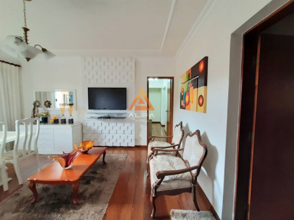 Imagem Apartamento com 3 Quartos à Venda, 175 m²
