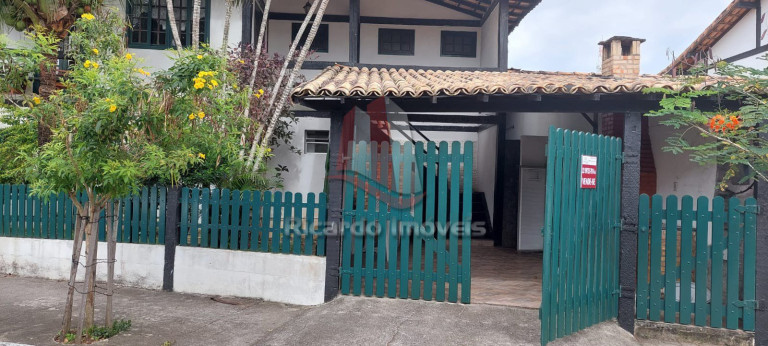 Casa de Condomínio com 4 Quartos à Venda, 100 m² em Peró - Cabo Frio