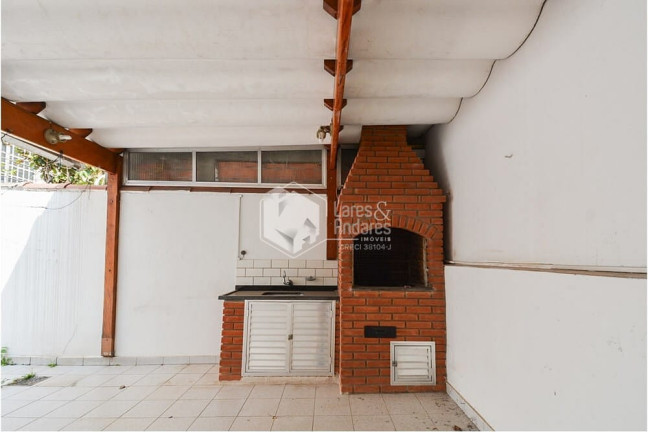 Imagem Casa com 3 Quartos à Venda, 130 m² em Mirandópolis - São Paulo
