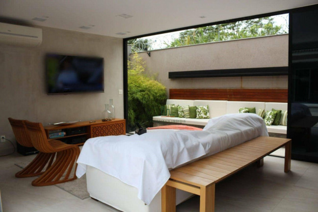 Imagem Casa com 4 Quartos à Venda, 382 m² em Camboinhas - Niterói Imagem Casa com 4 Quartos à Venda, 382 m² em Camboinhas - Niterói