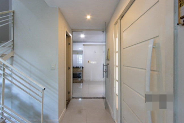 Imagem Casa com 2 Quartos à Venda, 132 m² em Nonoai - Porto Alegre