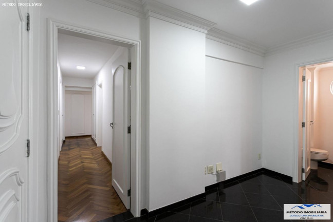 Imagem Imóvel com 4 Quartos à Venda, 222 m² em Jardim Paulista - São Paulo