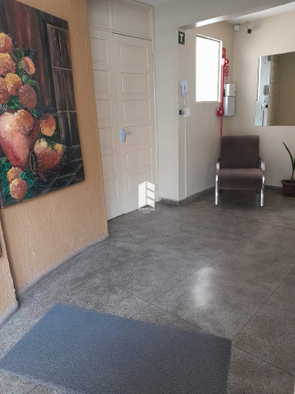 Imagem Apartamento com 4 Quartos à Venda, 130 m² em Centro - Santa Maria