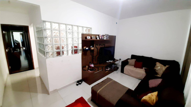 Casa com 3 Quartos à Venda, 125 m² em Parque Residencial Michael Licha - Londrina