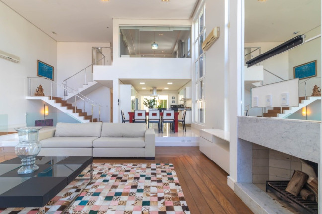 Imagem Casa com 3 Quartos à Venda, 389 m² em Boa Vista - Porto Alegre