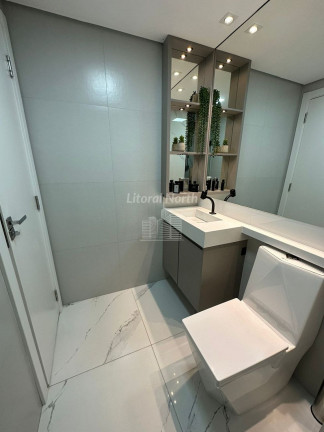 Imagem Apartamento com 3 Quartos à Venda, 100 m² em Centro - Balneário Camboriú Imagem Apartamento com 3 Quartos à Venda, 100 m² em Centro - Balneário Camboriú