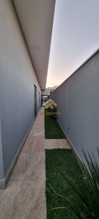 Imagem Casa com 3 Quartos à Venda, 301 m² em São Carlos