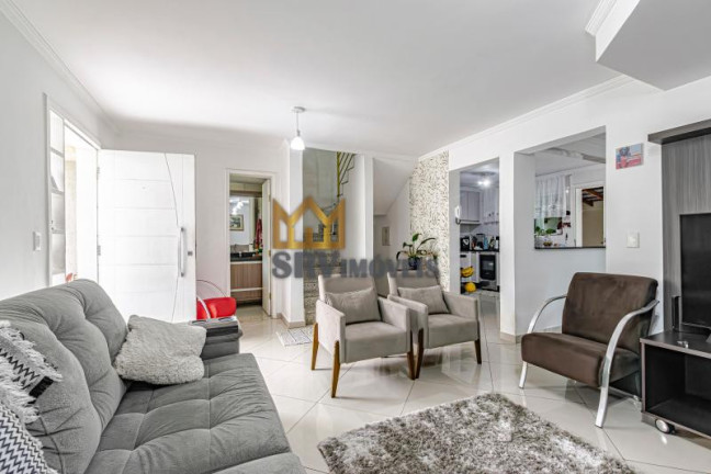 Imagem Sobrado com 3 Quartos à Venda, 235 m² em Atuba - Curitiba