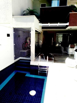Imagem Casa com 5 Quartos à Venda, 240 m² em Barra Da Tijuca - Rio De Janeiro Imagem Casa com 5 Quartos à Venda, 240 m² em Barra Da Tijuca - Rio De Janeiro