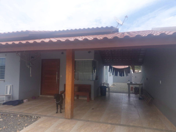 Imagem Casa com 3 Quartos à Venda, 300 m² em Itajuba - Barra Velha Imagem Casa com 3 Quartos à Venda, 300 m² em Itajuba - Barra Velha
