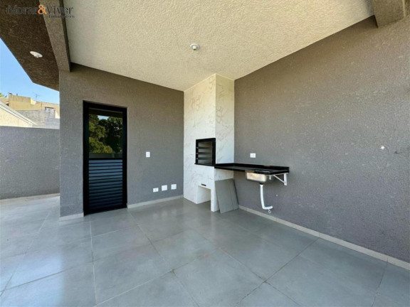 Imagem Casa com 2 Quartos à Venda, 126 m² em Uberaba - Curitiba