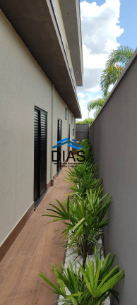 Imagem Casa com 4 Quartos à Venda, 310 m² em Jardim Imperador - Araraquara