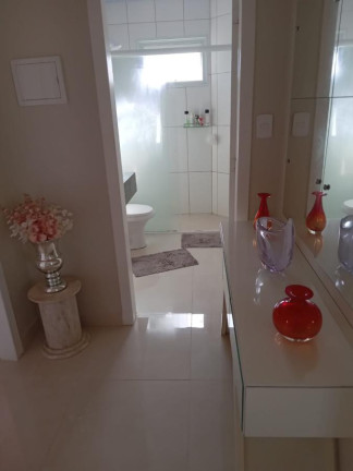 Imagem Casa com 5 Quartos para Alugar, em Balneário Ponta Do Papagaio - Palhoça Imagem Casa com 5 Quartos para Alugar, em Balneário Ponta Do Papagaio - Palhoça