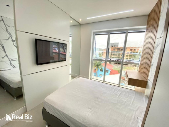 Imagem Cobertura com 3 Quartos à Venda, 200 m² em Palmas - Governador Celso Ramos