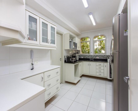 Imagem Apartamento com 3 Quartos à Venda, 210 m² em Moema - São Paulo