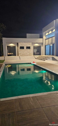 Casa com 4 Quartos à Venda, 1.000 m² em Centro - Itupeva