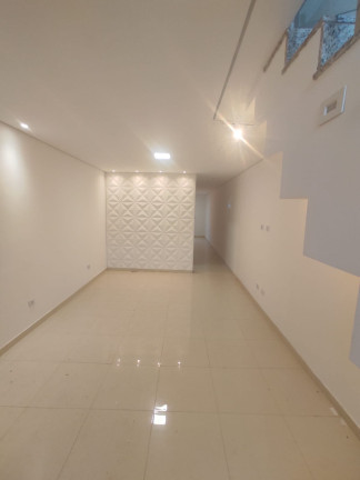 Imagem Casa com 3 Quartos à Venda, 117 m² em Jardim Rubi - Mogi Das Cruzes Imagem Casa com 3 Quartos à Venda, 117 m² em Jardim Rubi - Mogi Das Cruzes