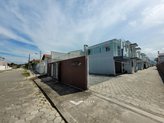Imagem Sobrado com 3 Quartos à Venda, 85 m² em Centro - Barra Velha