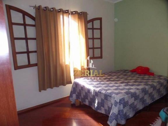 Imagem Sobrado com 3 Quartos à Venda, 244 m² em Santa Paula - São Caetano Do Sul