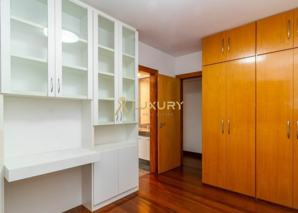 Imagem Imóvel com 4 Quartos à Venda, 251 m² em Sion - Belo Horizonte