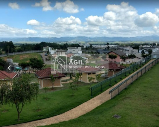 Imagem Casa com 3 Quartos à Venda, 320 m² em Condomínio Terras Do Vale - Caçapava Imagem Casa com 3 Quartos à Venda, 320 m² em Condomínio Terras Do Vale - Caçapava