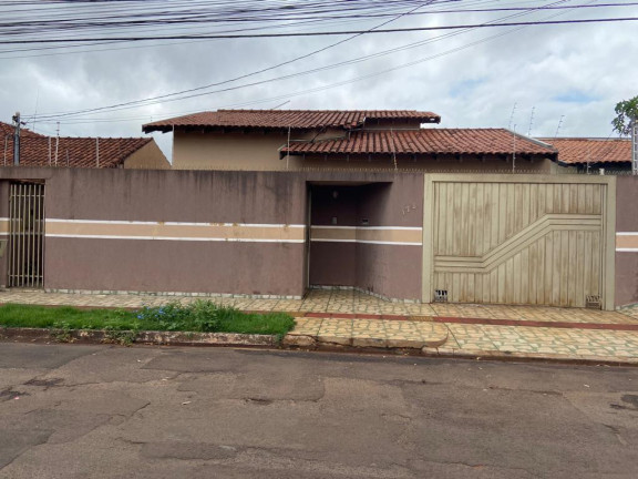 Casa com 3 Quartos à Venda, 146 m² em Vila Santo Amaro - Campo Grande
