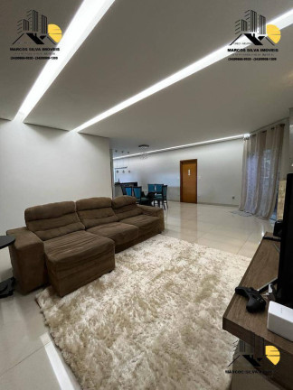 Imagem Casa com 4 Quartos à Venda, 360 m² em Santa Mônica - Uberlândia