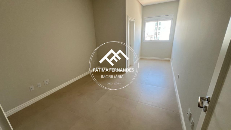 Imagem Apartamento com 4 Quartos à Venda, 190 m² em Meia Praia - Itapema