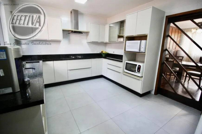 Imagem Casa com 4 Quartos à Venda, 517 m² em Rebouças - Curitiba