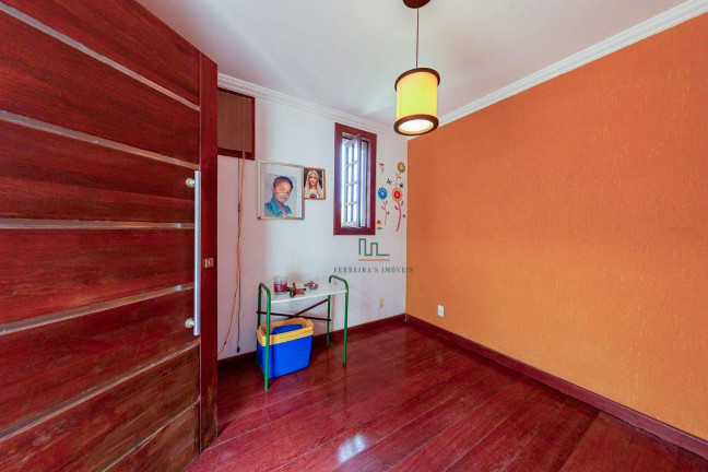 Imagem Casa com 4 Quartos à Venda, 220 m² em Itaipu - Niterói
