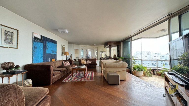 Imagem Imóvel com 4 Quartos à Venda, 300 m² em Vila Suzana - São Paulo Imagem Imóvel com 4 Quartos à Venda, 300 m² em Vila Suzana - São Paulo