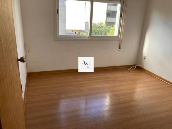 Imagem Apartamento com 2 Quartos à Venda, 62 m² em Menino Deus - Porto Alegre Imagem Apartamento com 2 Quartos à Venda, 62 m² em Menino Deus - Porto Alegre