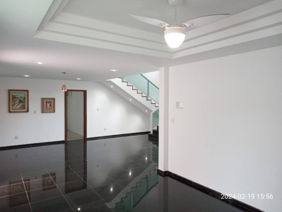 Imagem Casa com 3 Quartos à Venda, 547 m² em Foguete - Cabo Frio Imagem Casa com 3 Quartos à Venda, 547 m² em Foguete - Cabo Frio