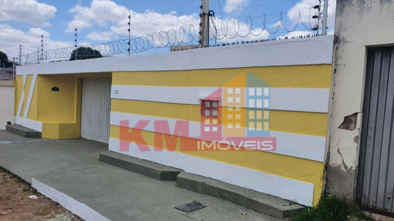 Casa com 3 Quartos à Venda, 450 m² em Presidente Costa E Silva - Mossoró