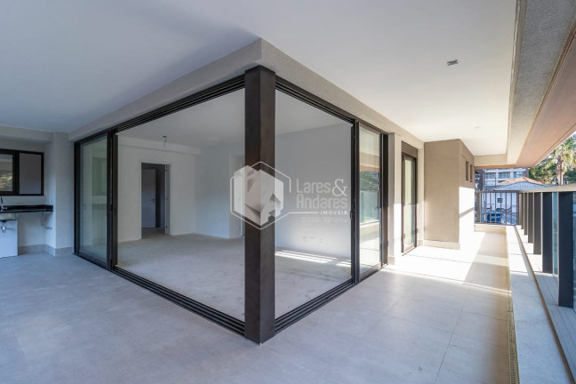 Imagem Apartamento com 3 Quartos à Venda, 153 m² em Moema - São Paulo Imagem Apartamento com 3 Quartos à Venda, 153 m² em Moema - São Paulo
