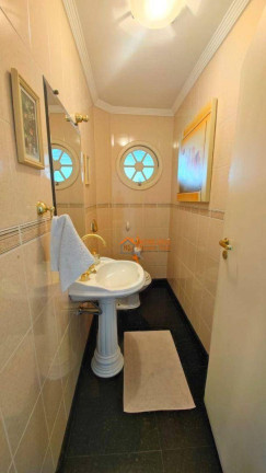 Imagem Sobrado com 3 Quartos à Venda ou Locação, 307 m² em Jardim Santa Mena - Guarulhos Imagem Sobrado com 3 Quartos à Venda ou Locação, 307 m² em Jardim Santa Mena - Guarulhos