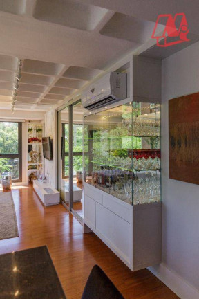 Imagem Apartamento com 3 Quartos à Venda, 131 m² em Petrópolis - Porto Alegre Imagem Apartamento com 3 Quartos à Venda, 131 m² em Petrópolis - Porto Alegre