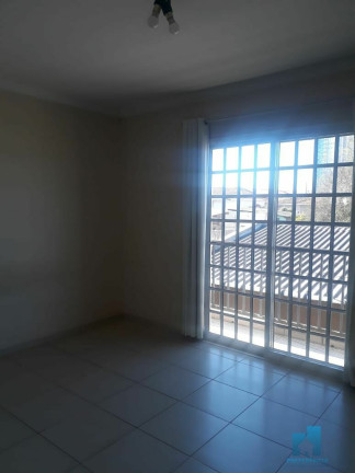Imagem Sobrado com 4 Quartos à Venda, 209 m² em Uvaranas - Ponta Grossa