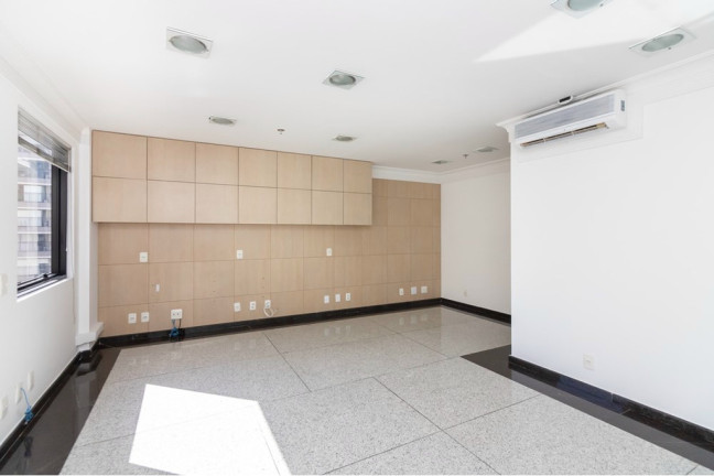 Imagem Sala Comercial à Venda, 62 m² em Moema - São Paulo Imagem Sala Comercial à Venda, 62 m² em Moema - São Paulo